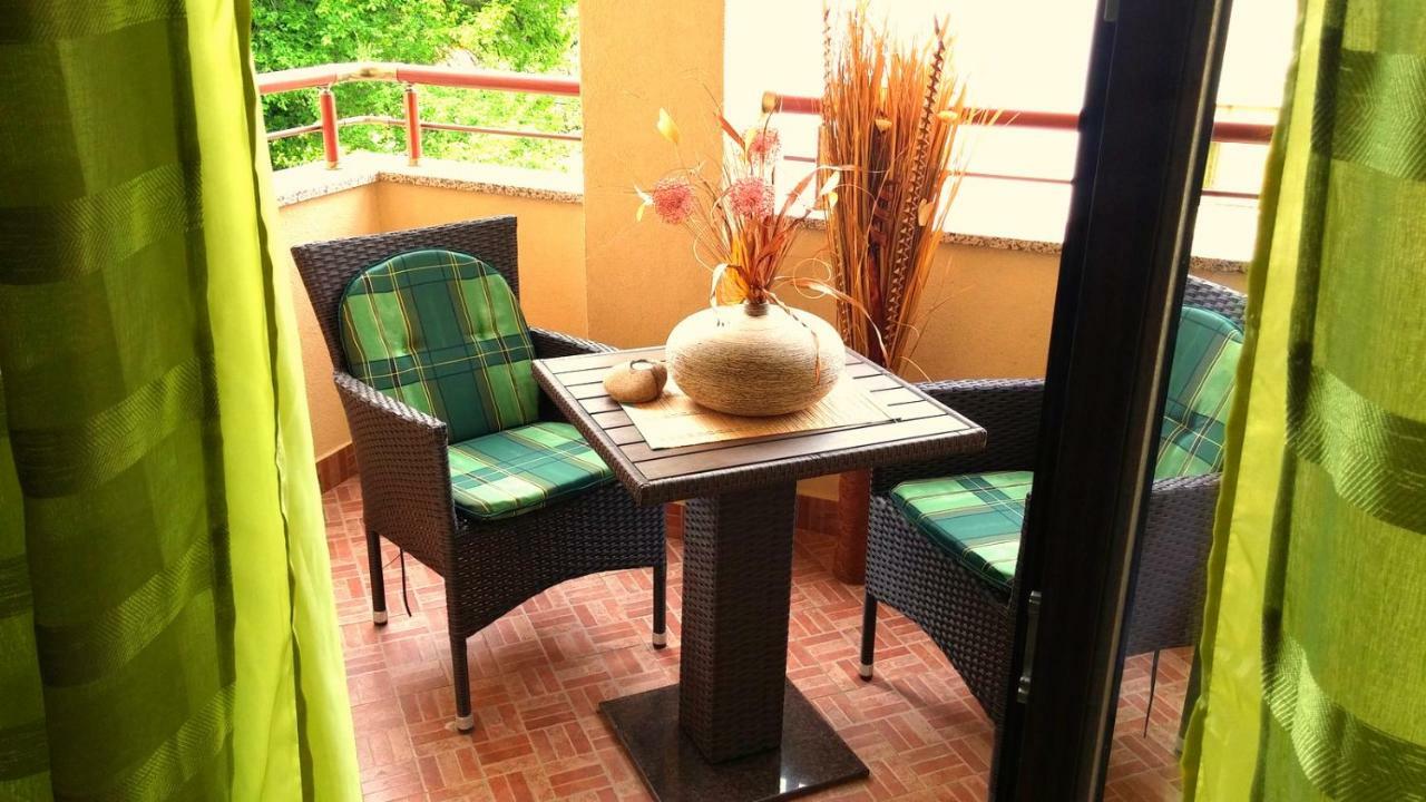 Apartments Fantazija Ровин Екстериор снимка